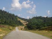Klikatá cesta přes malajské kopce